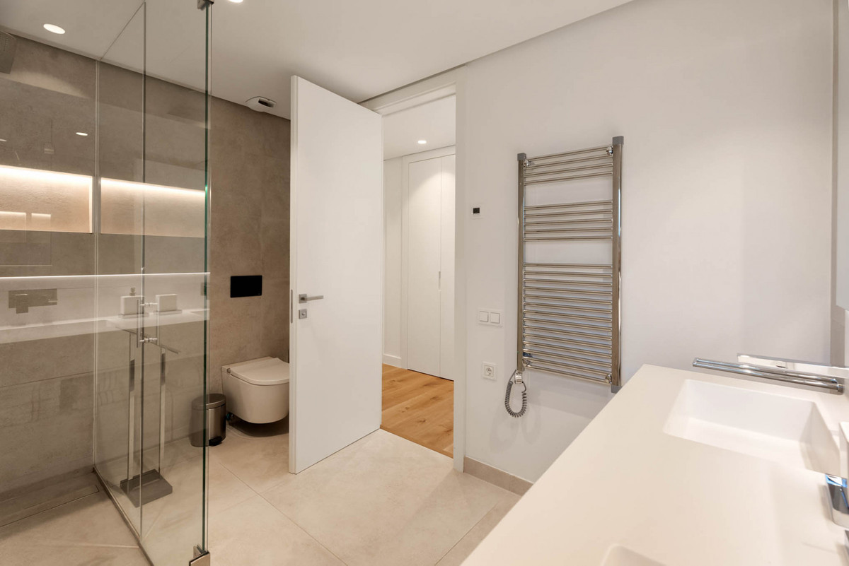 3 Bed Apartment for sale in Ojén Costa Del Sol, Málaga, Spain