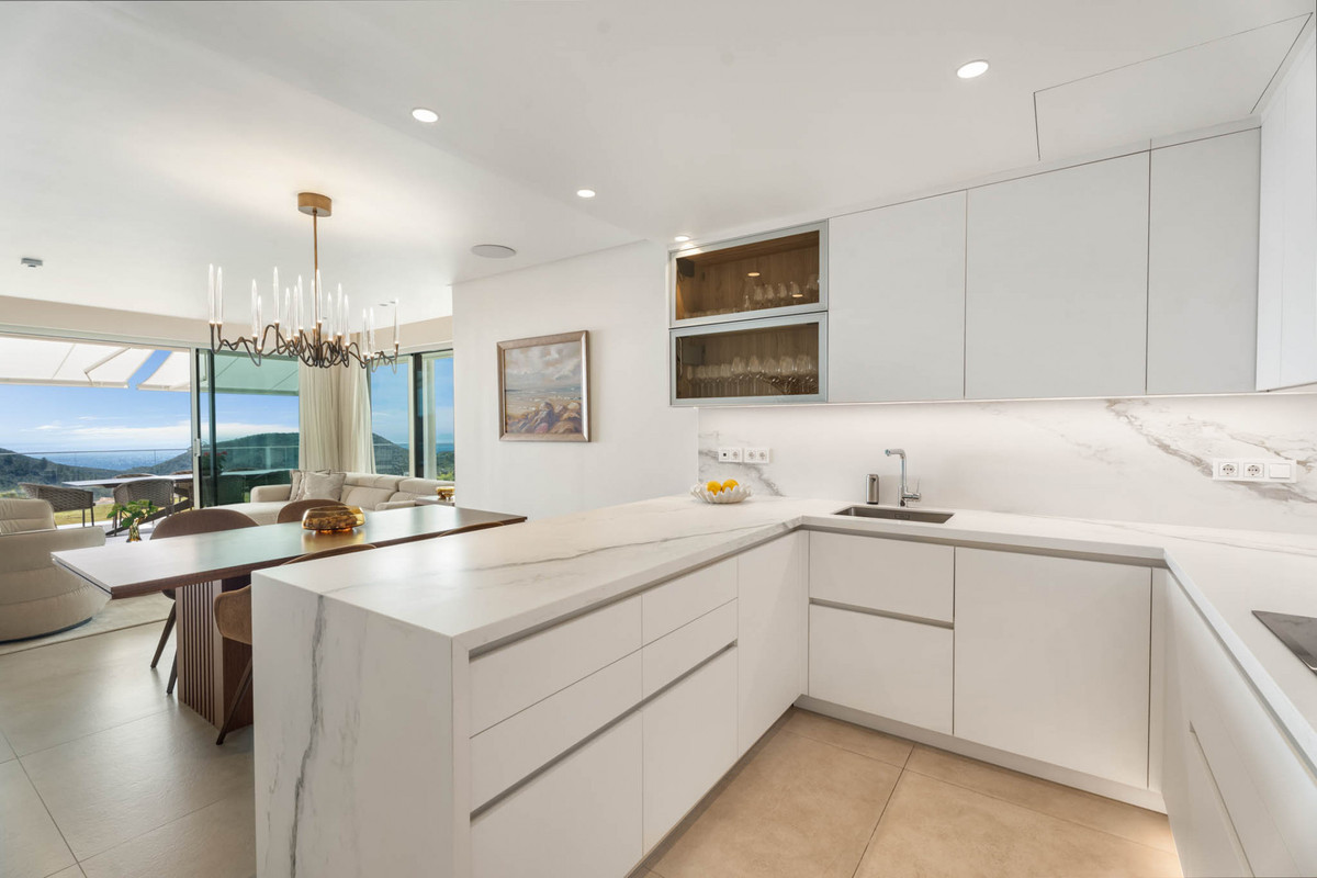 3 Bed Apartment for sale in Ojén Costa Del Sol, Málaga, Spain