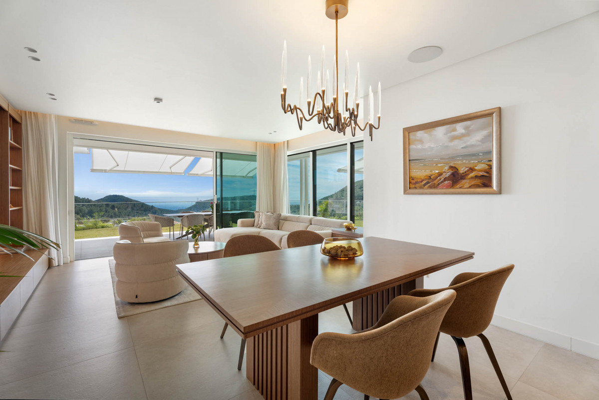 3 Bed Apartment for sale in Ojén Costa Del Sol, Málaga, Spain