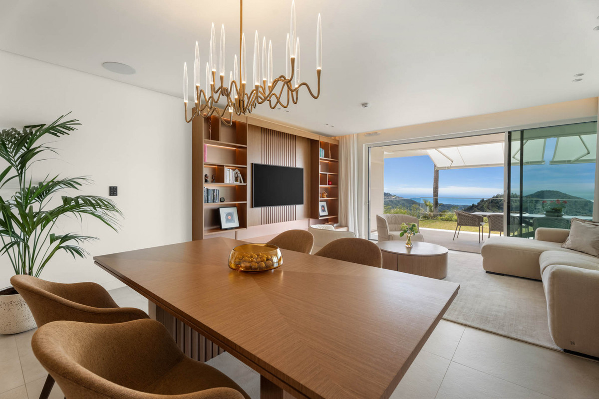 3 Bed Apartment for sale in Ojén Costa Del Sol, Málaga, Spain