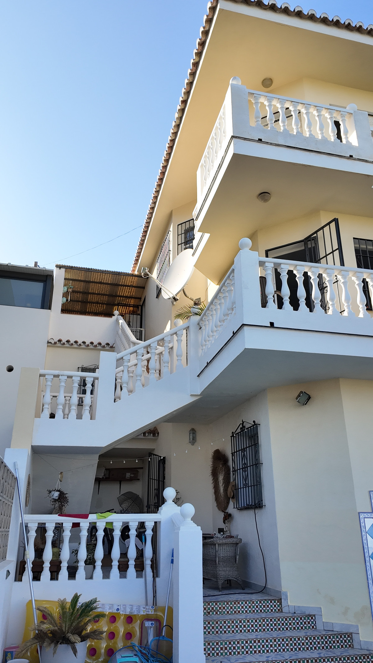 9 Bed Townhouse for sale in Mijas Costa Del Sol, Málaga, Spain