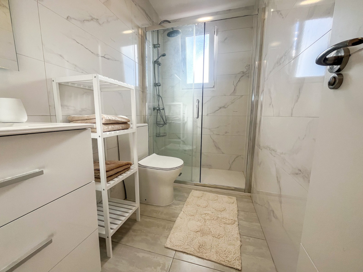 2 Bed Apartment for sale in Punta Prima Costa Blanca, Alicante, Spain