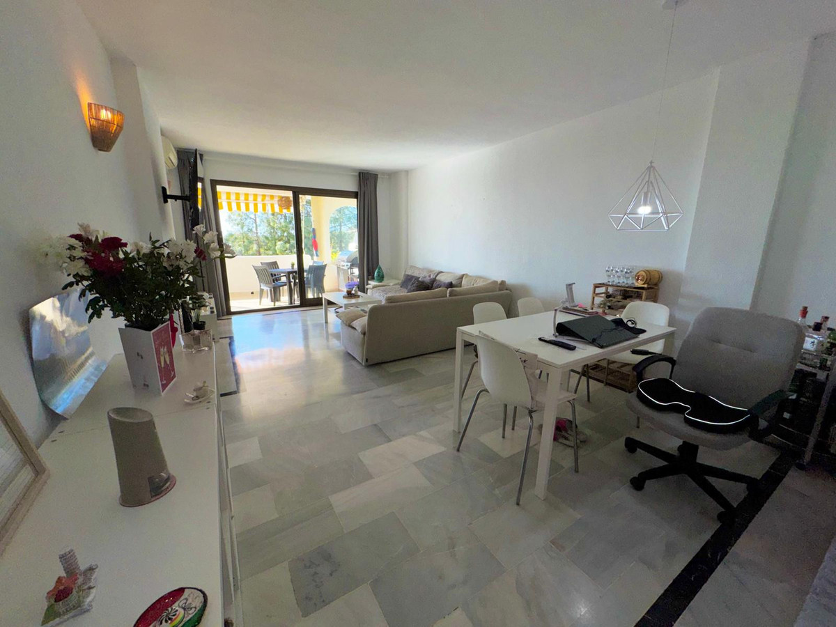 2 Bed Apartment for sale in Calahonda Costa Del Sol, Málaga, Spain
