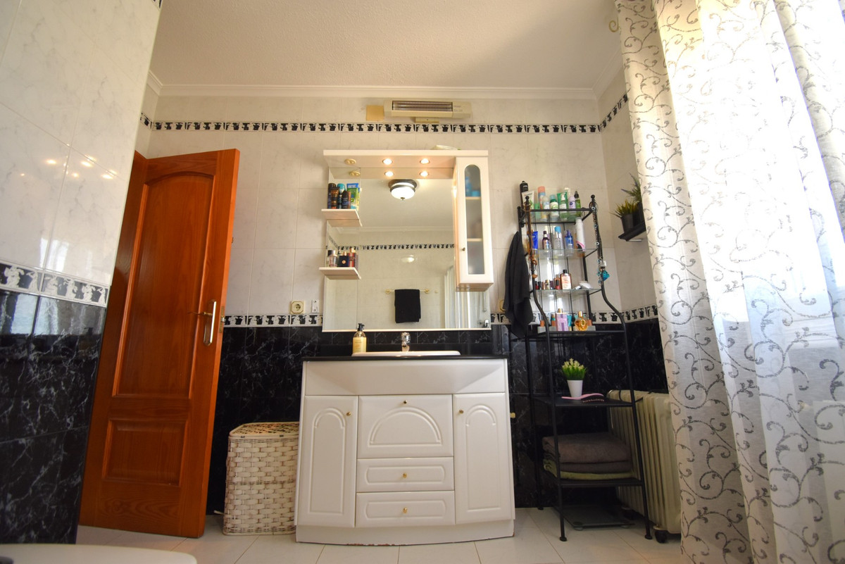 4 Bed Townhouse for sale in Los Balcones Costa Blanca, Alicante, Spain