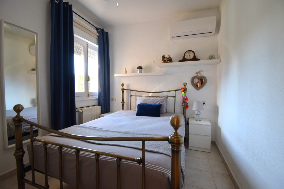 4 Bed Townhouse for sale in Los Balcones Costa Blanca, Alicante, Spain