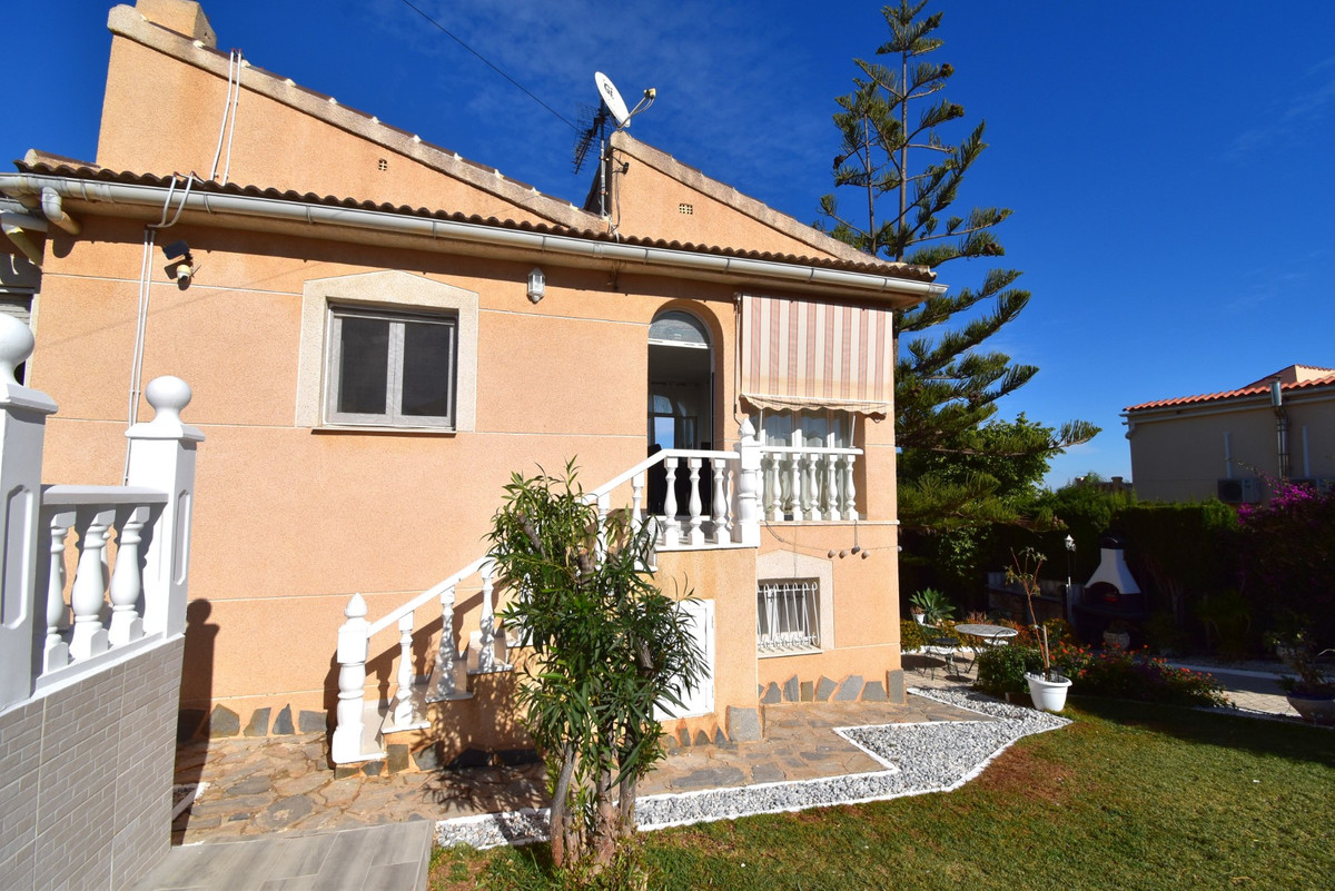 4 Bed Townhouse for sale in Los Balcones Costa Blanca, Alicante, Spain