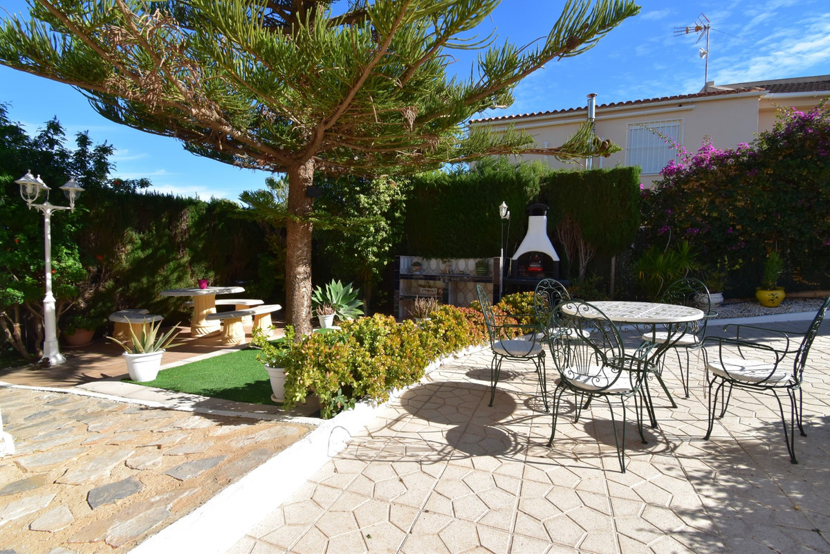 4 Bed Townhouse for sale in Los Balcones Costa Blanca, Alicante, Spain