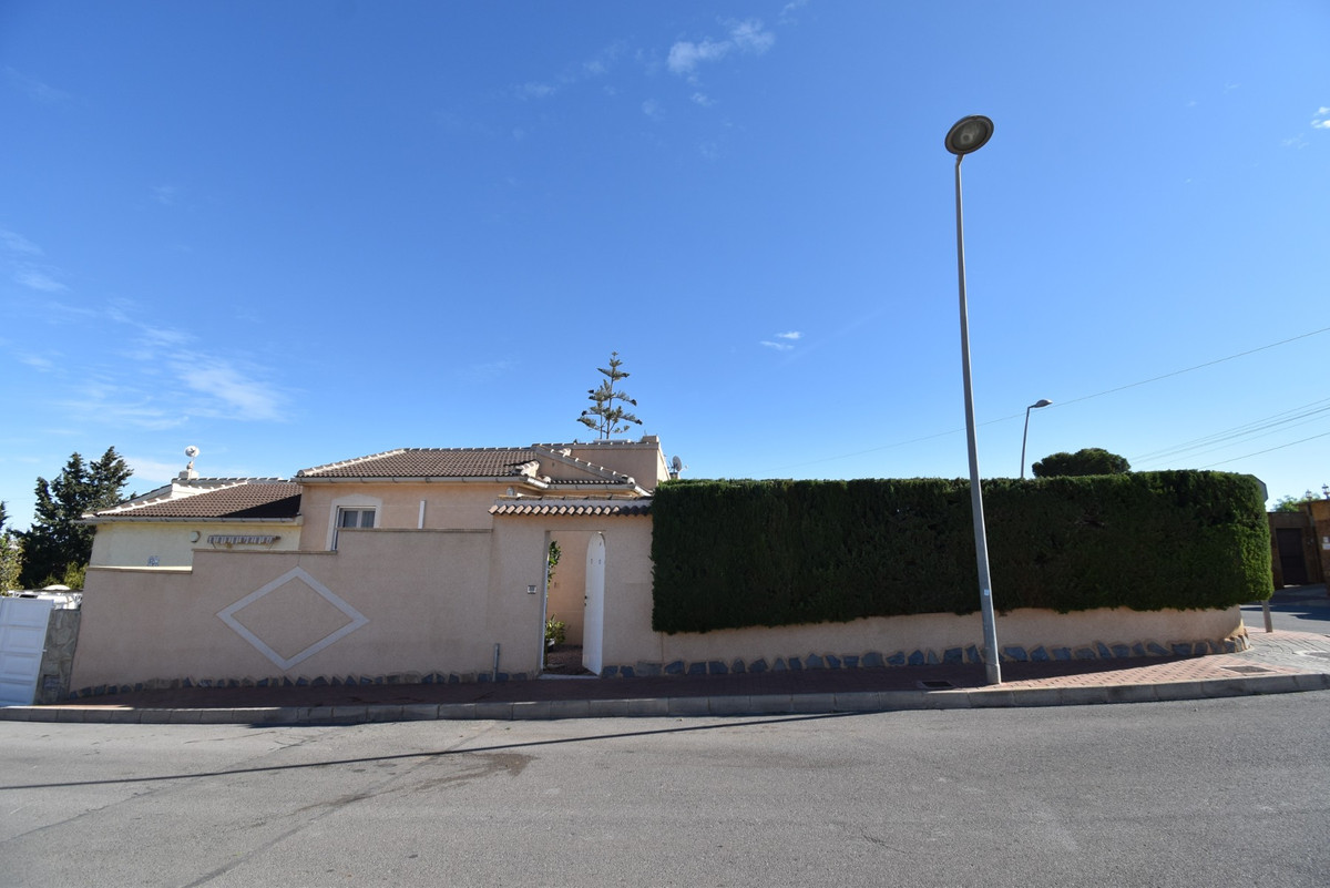 4 Bed Townhouse for sale in Los Balcones Costa Blanca, Alicante, Spain