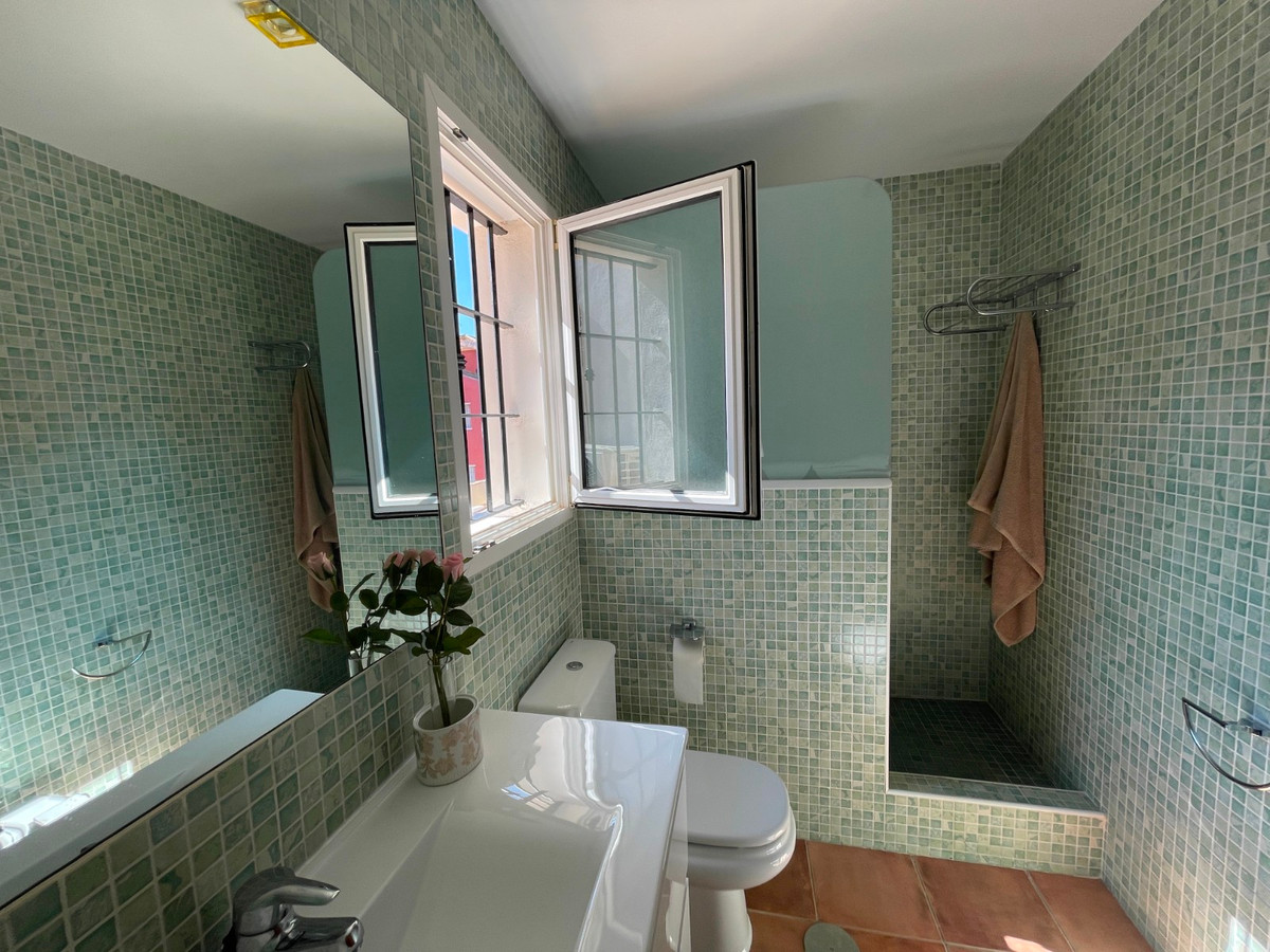 Se vende Adosada de 4 dormitorios en Costa Blanca, Alicante, España