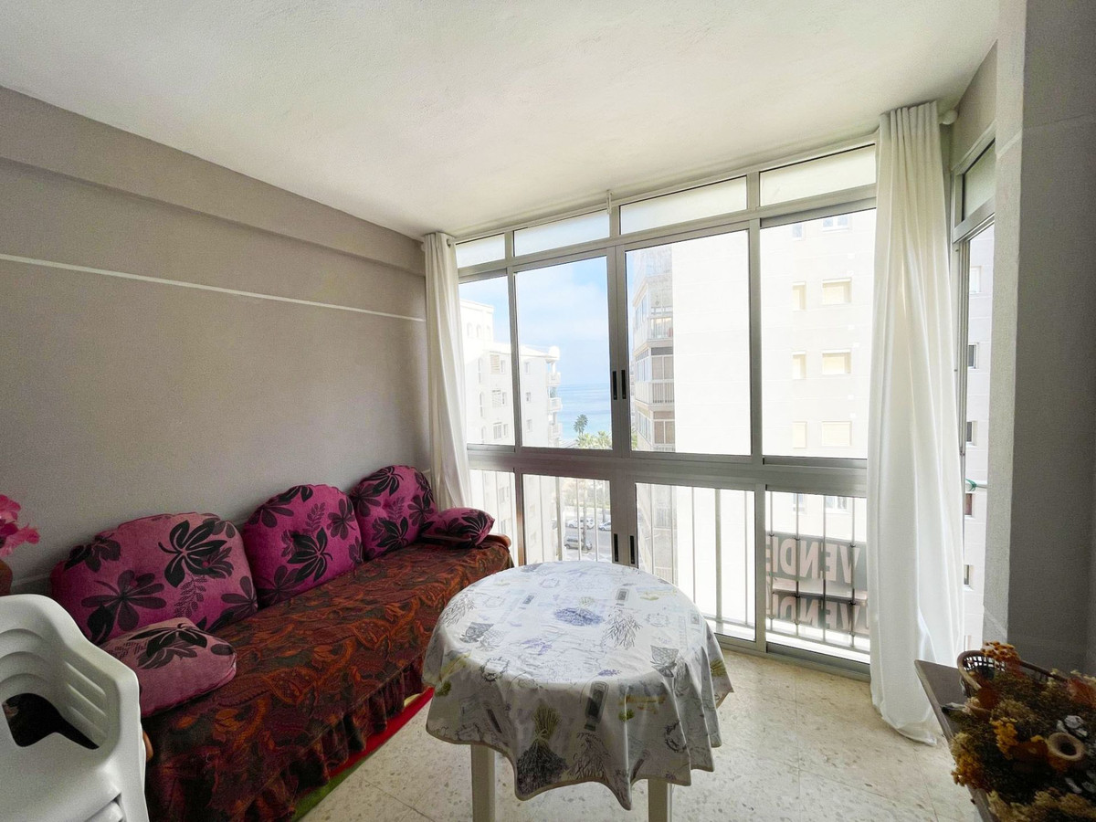 Se vende Apartamento Planta Media de 2 dormitorios en Costa Blanca, Alicante, España