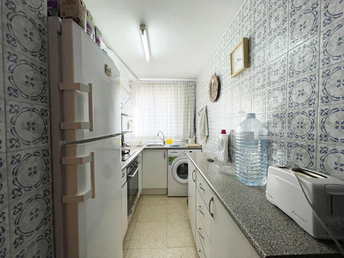Se vende Apartamento Planta Media de 2 dormitorios en Costa Blanca, Alicante, España