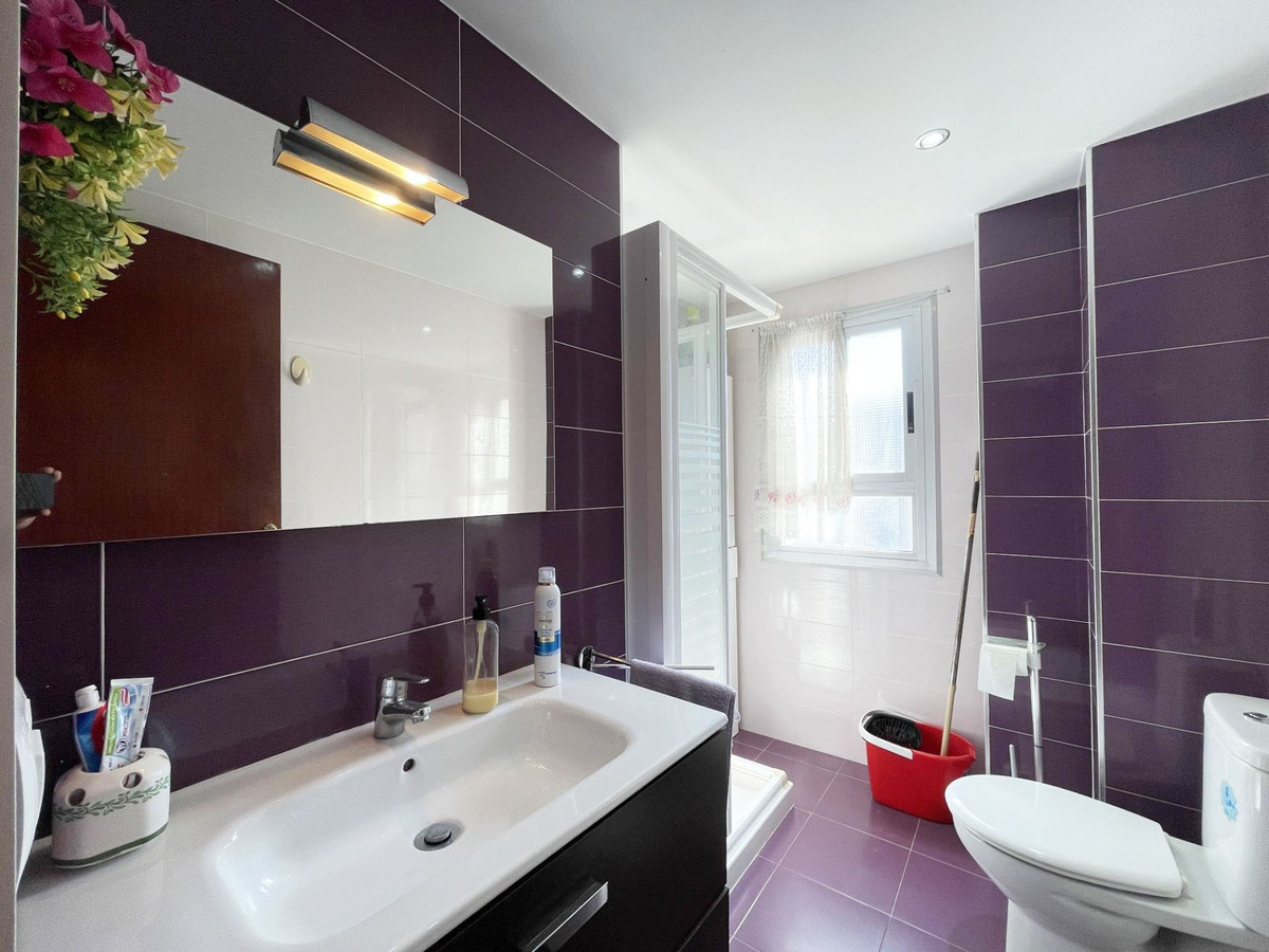 Se vende Apartamento Planta Media de 2 dormitorios en Costa Blanca, Alicante, España