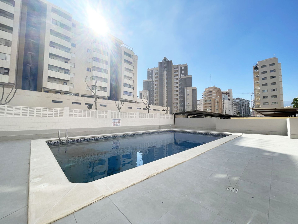 Se vende Apartamento Planta Media de 2 dormitorios en Costa Blanca, Alicante, España
