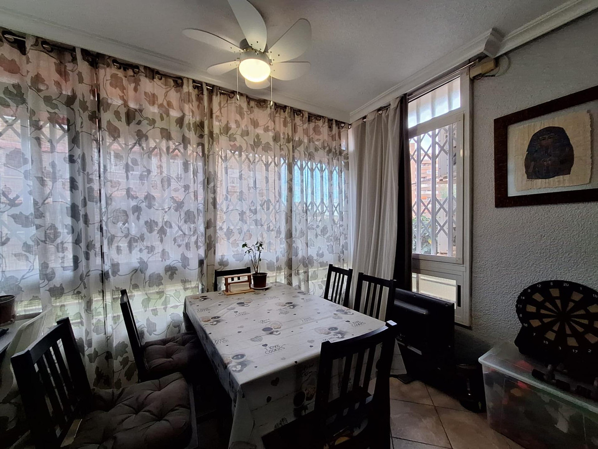 Se vende Apartamento Planta Media de 3 dormitorios en Costa Blanca, Alicante, España