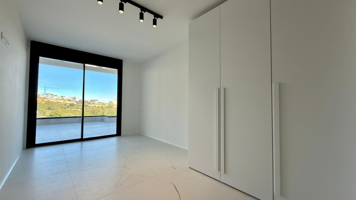 Se vende Apartamento Planta Media de 2 dormitorios en Costa Blanca, Alicante, España