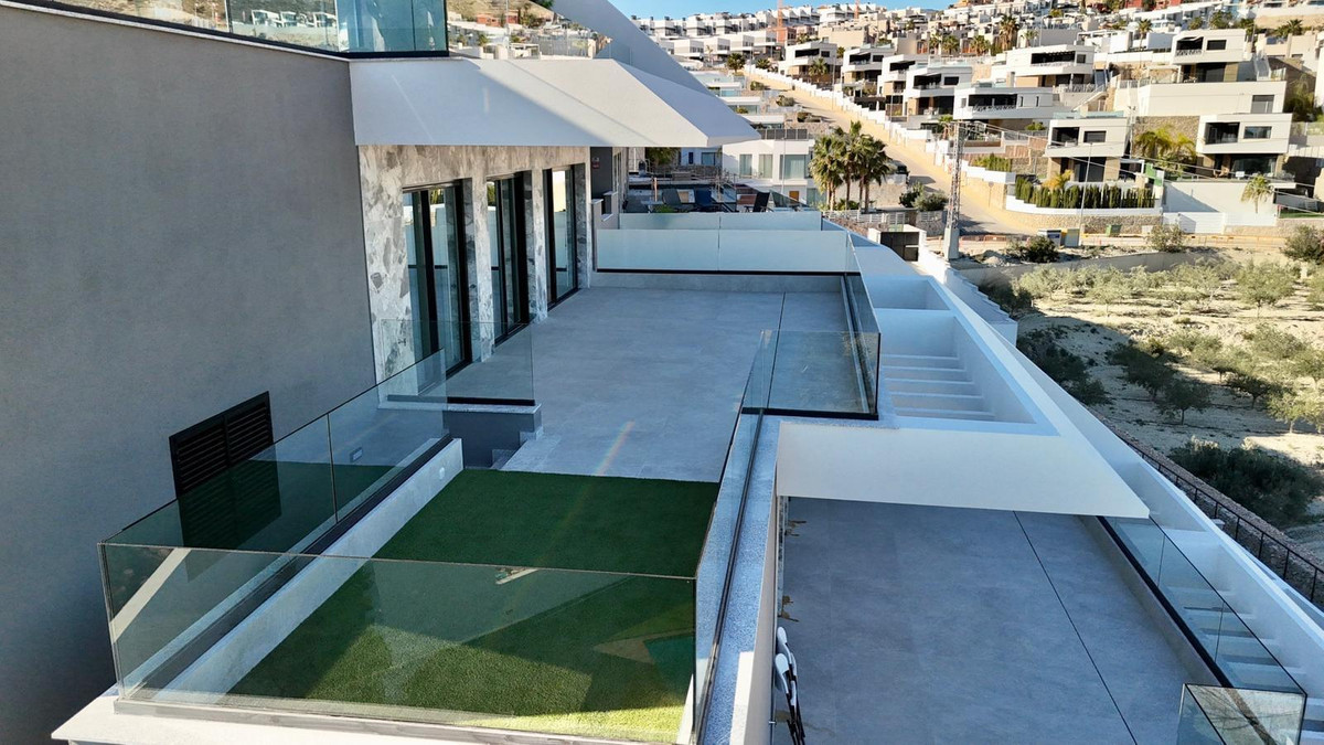 Se vende Apartamento Planta Media de 2 dormitorios en Costa Blanca, Alicante, España