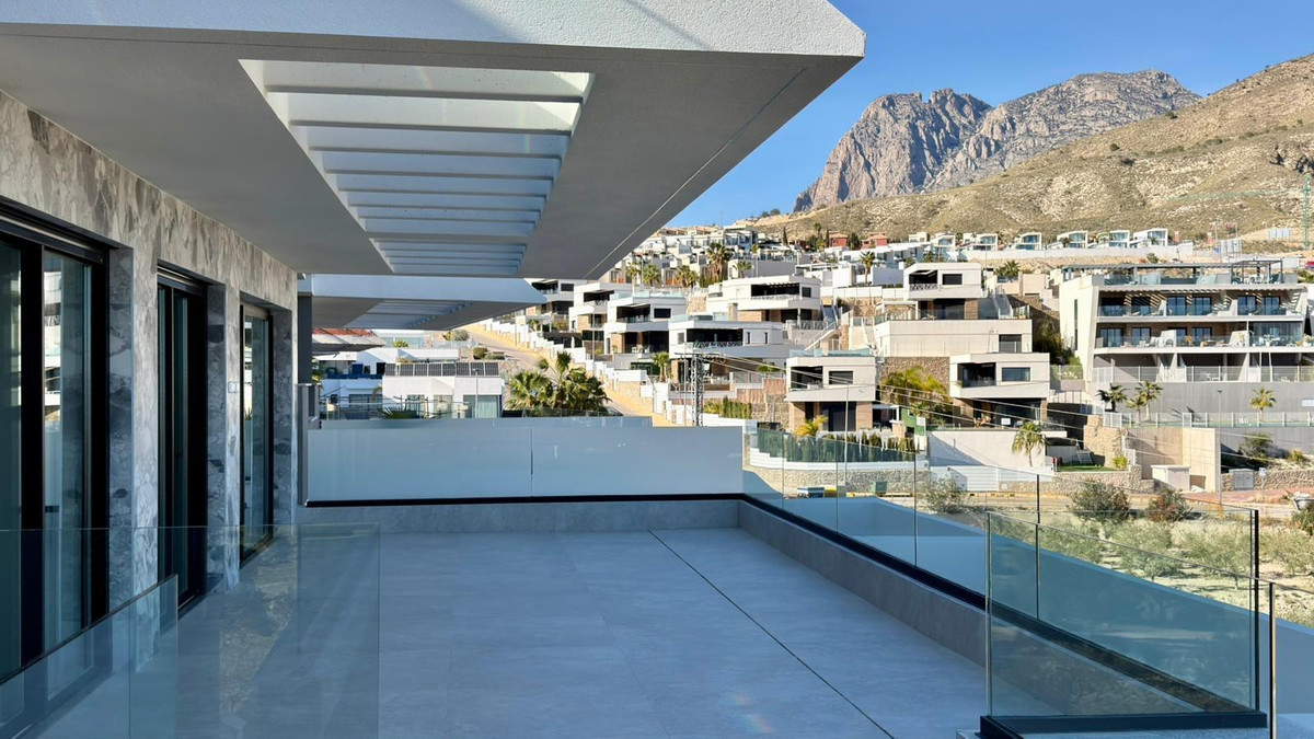 Se vende Apartamento Planta Media de 2 dormitorios en Costa Blanca, Alicante, España