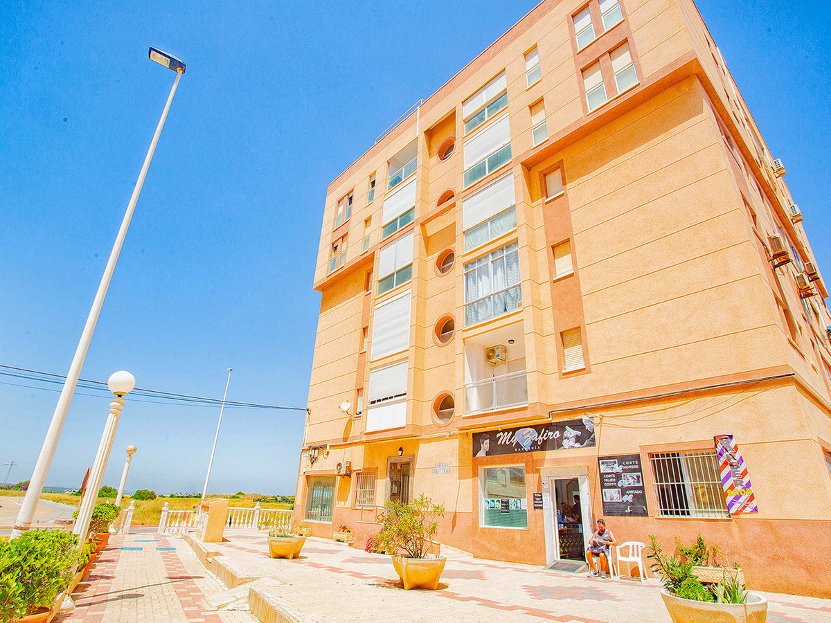 Se vende Apartamento Planta Media de 1 dormitorios en Costa Blanca, Alicante, España