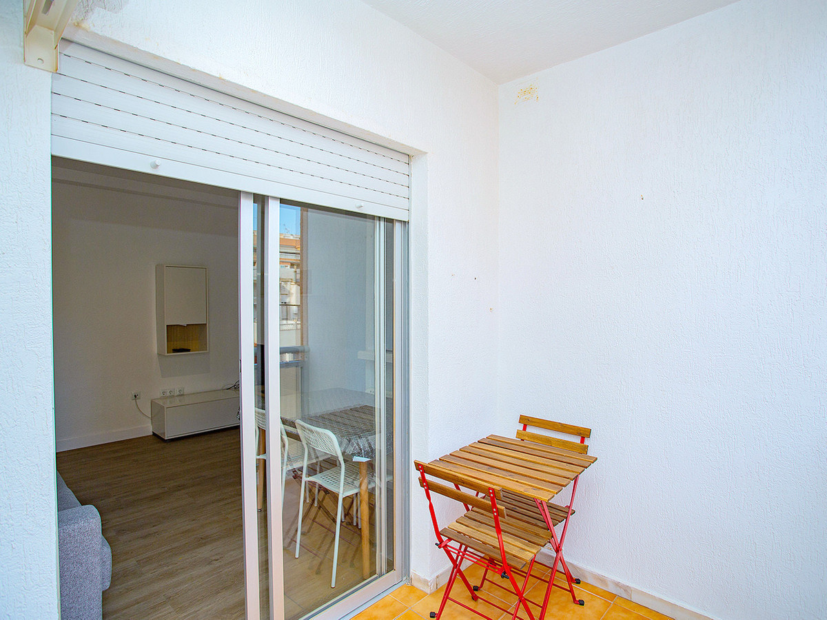 Se vende Apartamento Planta Media de 1 dormitorios en Costa Blanca, Alicante, España