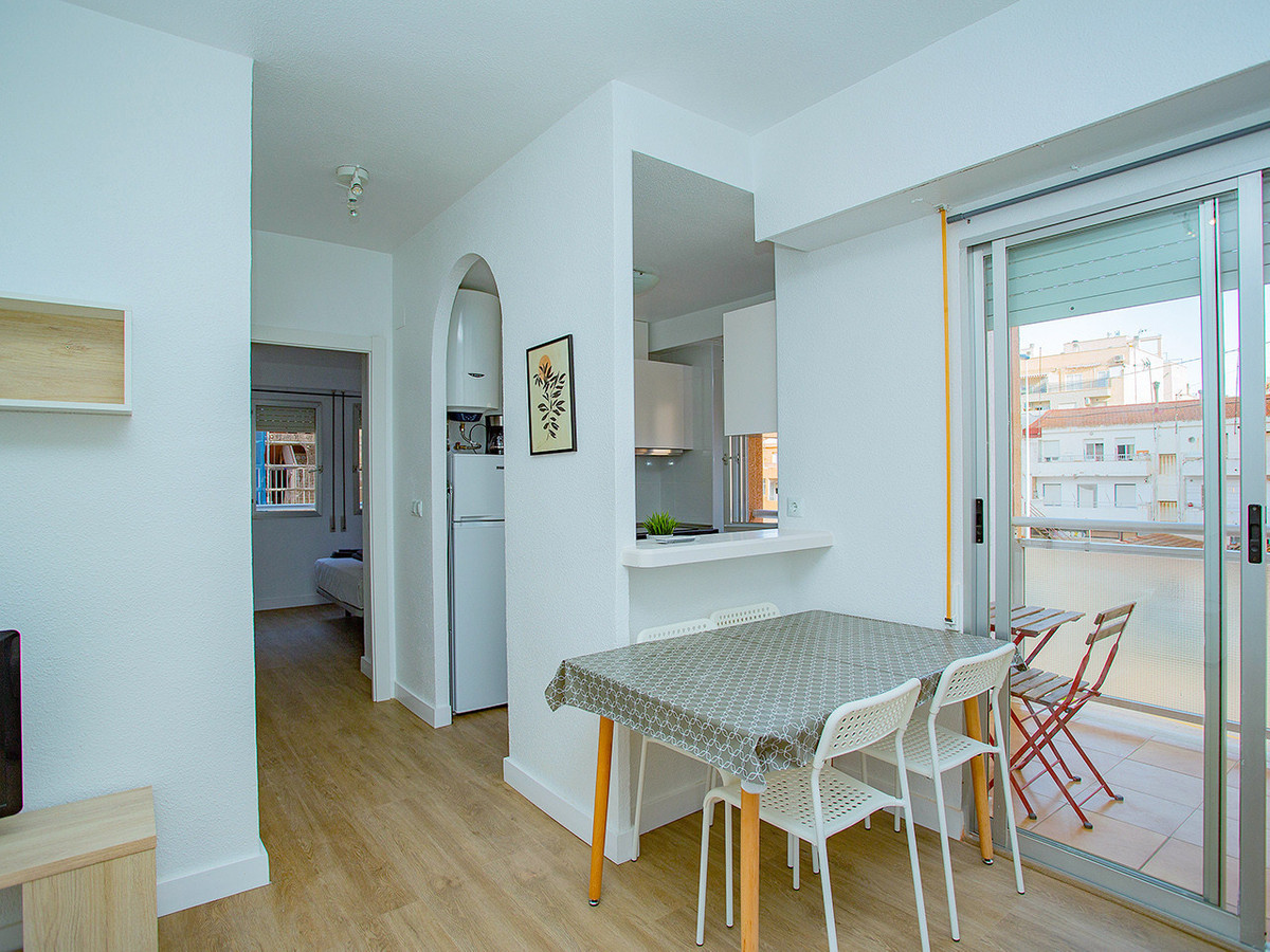 Se vende Apartamento Planta Media de 1 dormitorios en Costa Blanca, Alicante, España