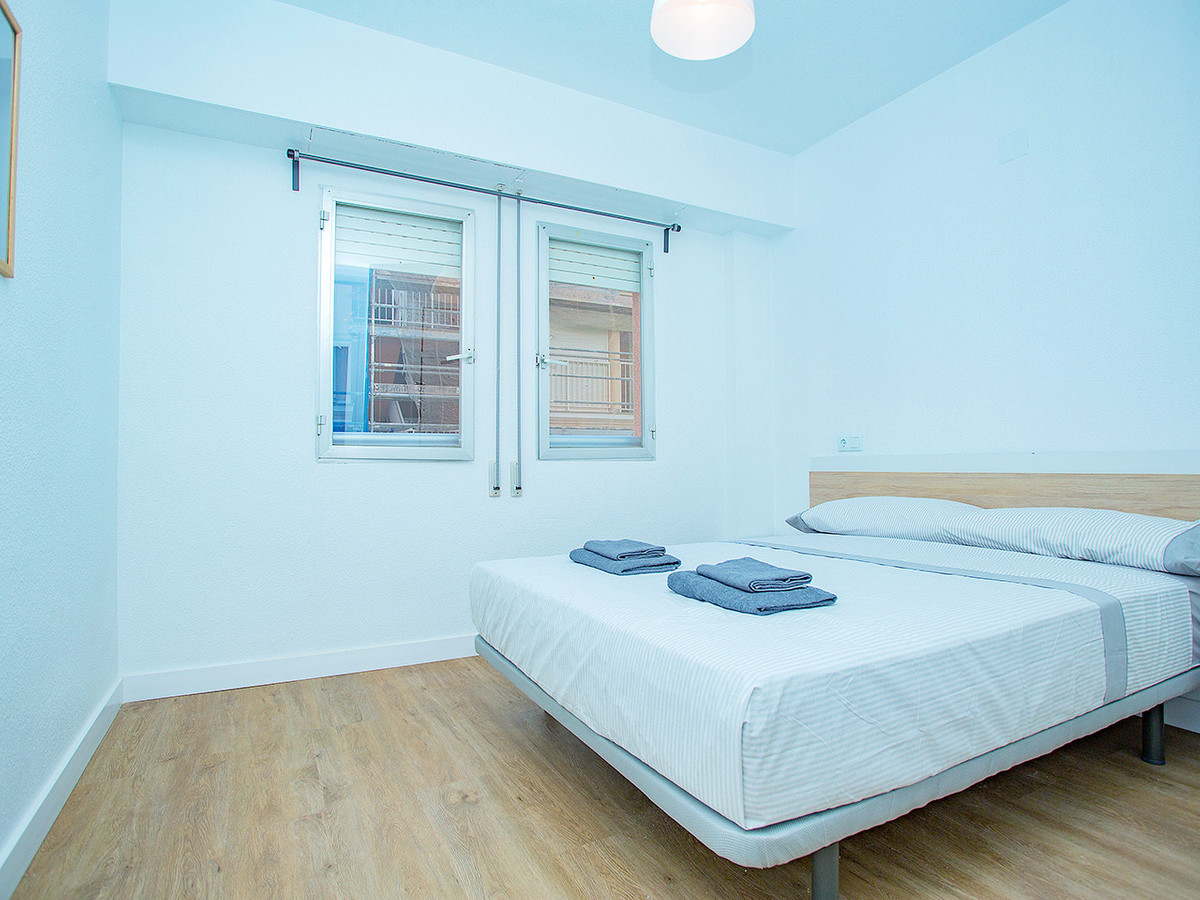 Se vende Apartamento Planta Media de 1 dormitorios en Costa Blanca, Alicante, España