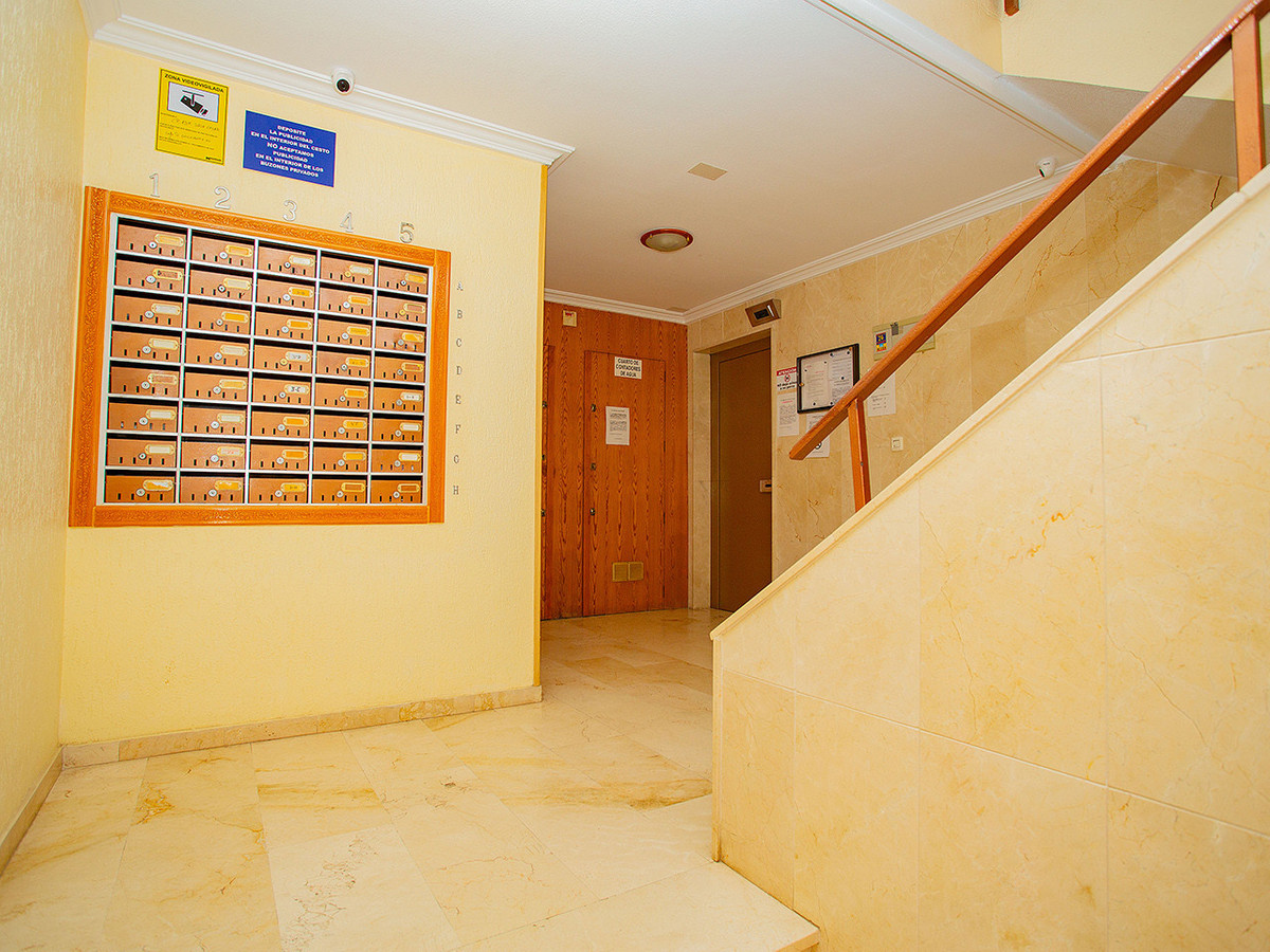Se vende Apartamento Planta Media de 1 dormitorios en Costa Blanca, Alicante, España