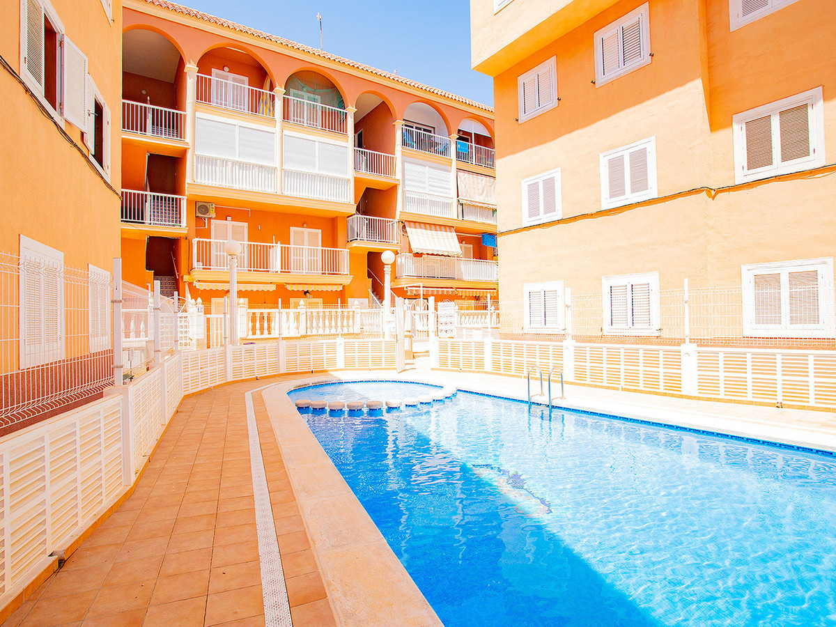 Se vende Apartamento Planta Media de 1 dormitorios en Costa Blanca, Alicante, España