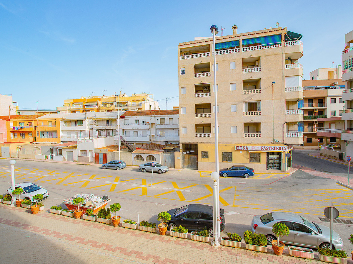 Se vende Apartamento Planta Media de 1 dormitorios en Costa Blanca, Alicante, España