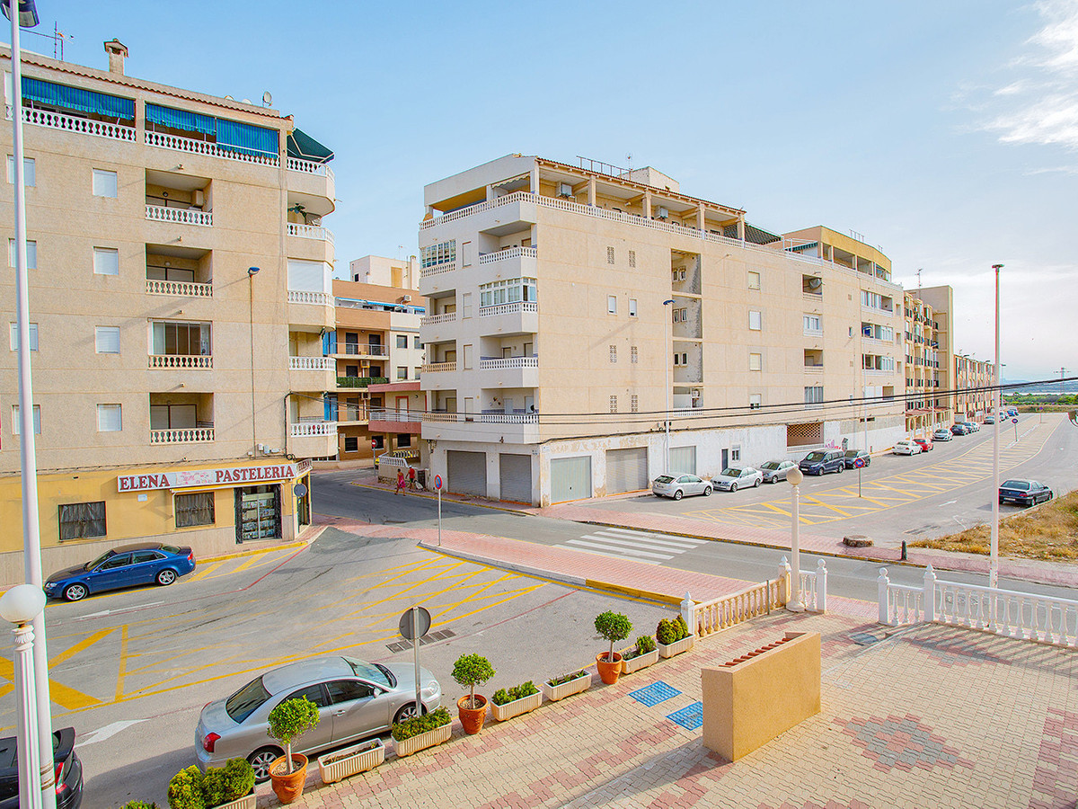 Se vende Apartamento Planta Media de 1 dormitorios en Costa Blanca, Alicante, España