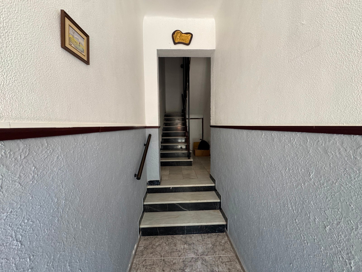 Se vende Apartamento Planta Baja de 4 dormitorios en Costa Blanca, Alicante, España