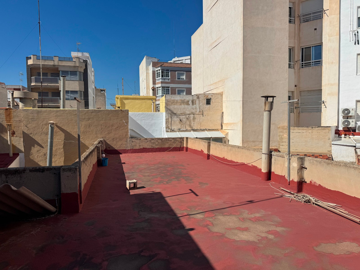 Se vende Apartamento Planta Baja de 4 dormitorios en Costa Blanca, Alicante, España