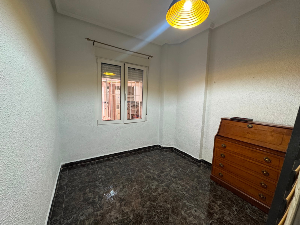 Se vende Apartamento Planta Baja de 4 dormitorios en Costa Blanca, Alicante, España