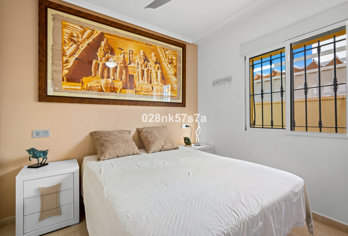 Se vende Villa - Chalet de 3 dormitorios en Costa Blanca, Alicante, España