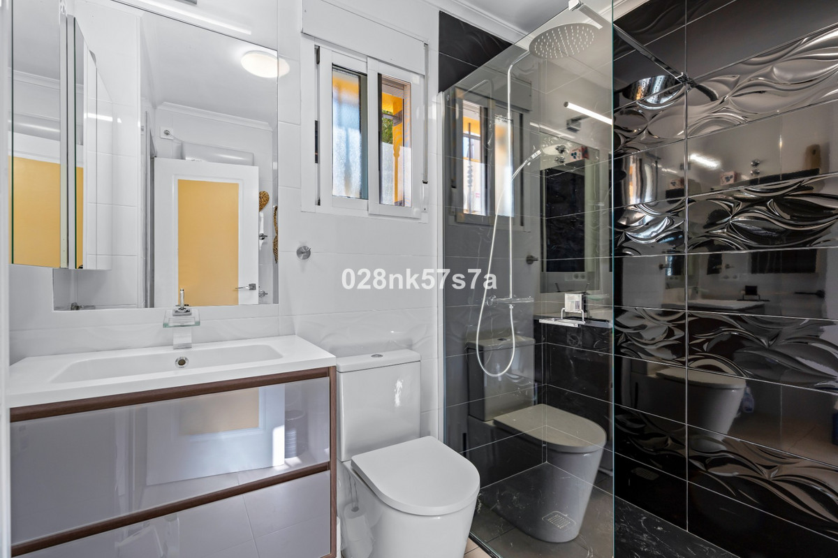 Se vende Villa - Chalet de 3 dormitorios en Costa Blanca, Alicante, España