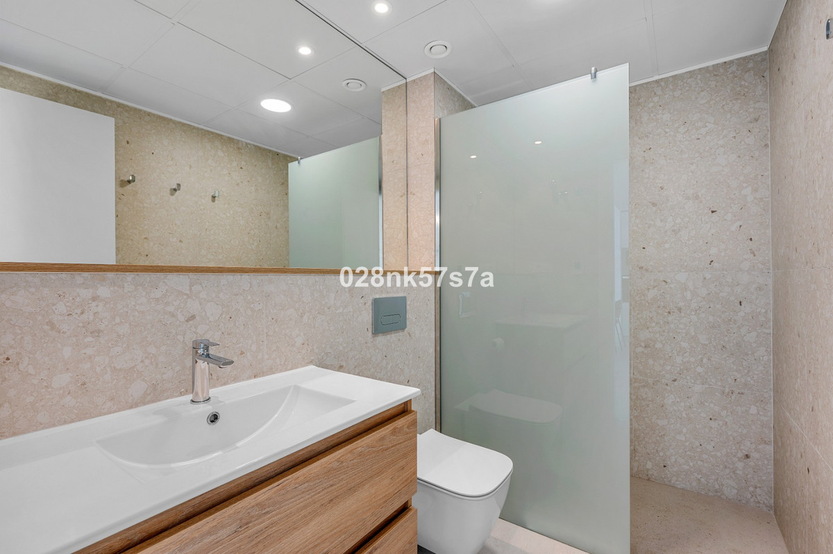Se vende Apartamento Planta Baja de 2 dormitorios en Costa Blanca, Alicante, España