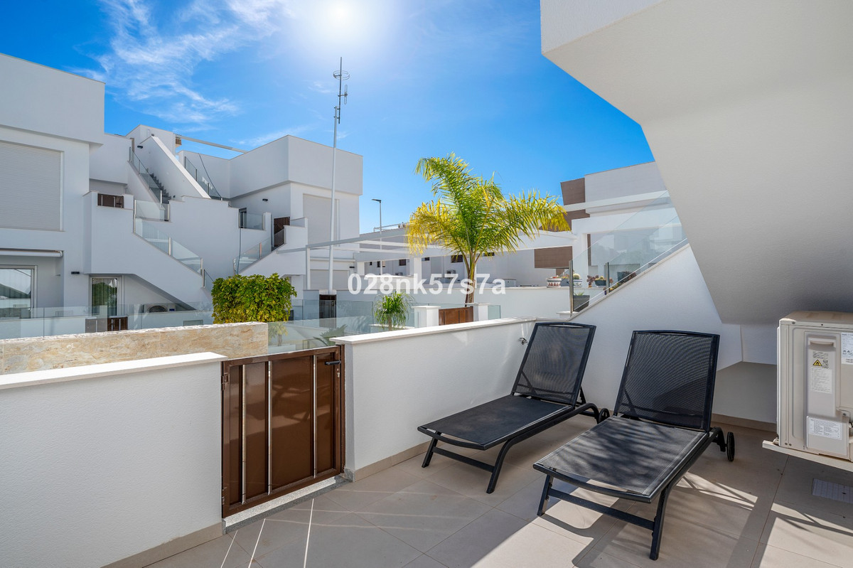 Se vende Apartamento Planta Baja de 2 dormitorios en Costa Blanca, Alicante, España