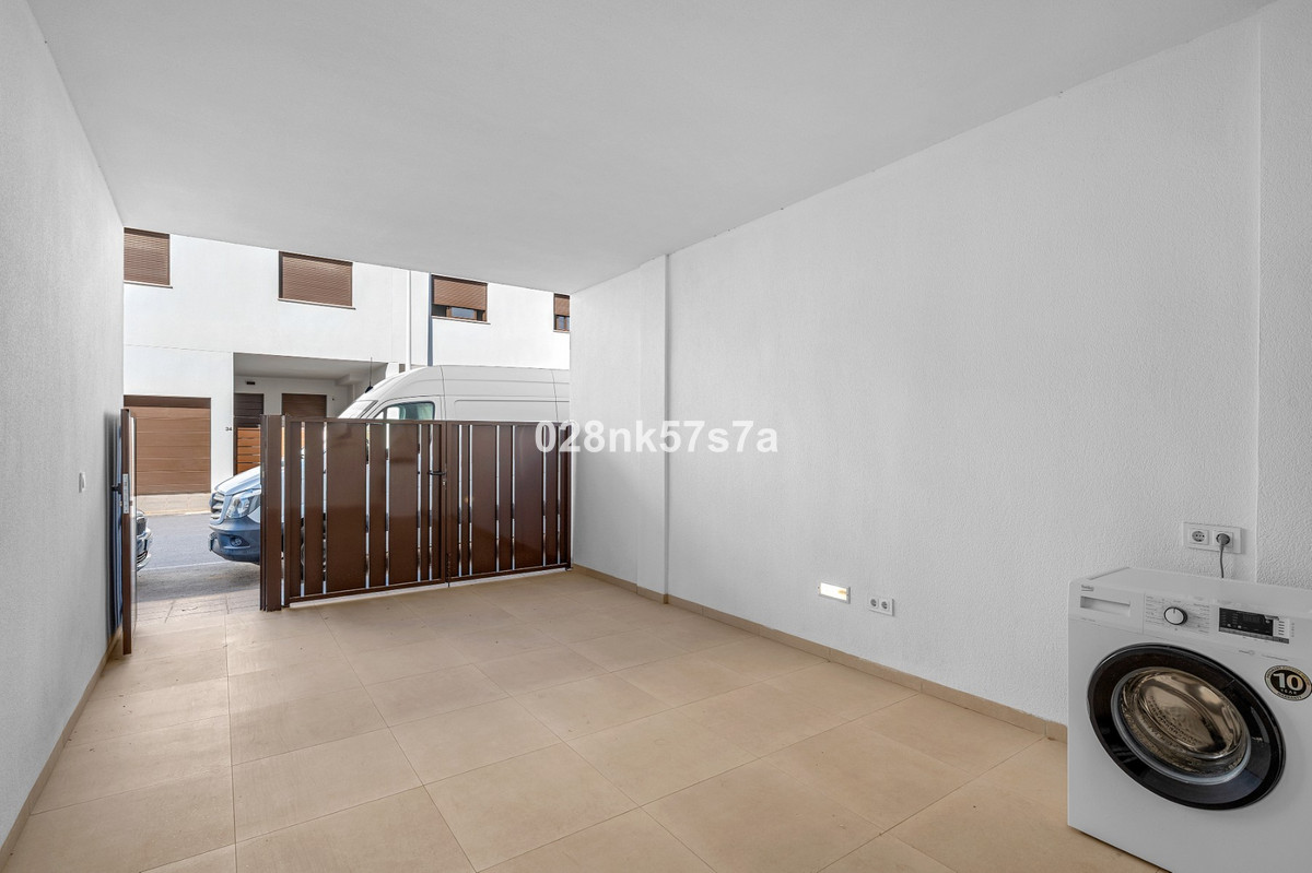 Se vende Apartamento Planta Baja de 2 dormitorios en Costa Blanca, Alicante, España