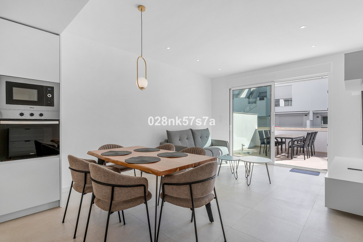 Se vende Apartamento Planta Baja de 2 dormitorios en Costa Blanca, Alicante, España