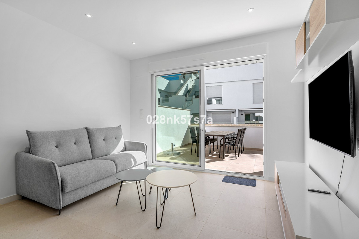 Se vende Apartamento Planta Baja de 2 dormitorios en Costa Blanca, Alicante, España