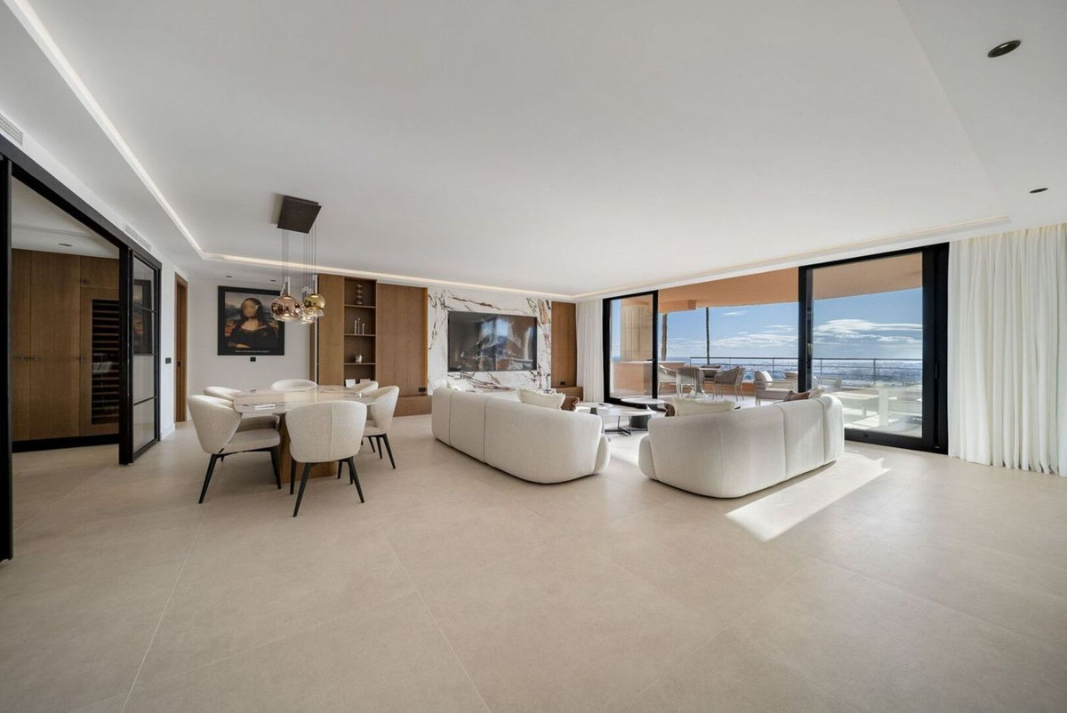3 Bed Apartment for sale in Nueva Andalucía Costa Del Sol, Málaga, Spain