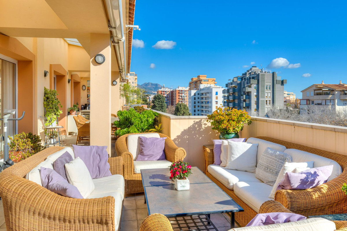 Se vende Ático de 4 dormitorios en Costa Del Sol, Málaga, España
