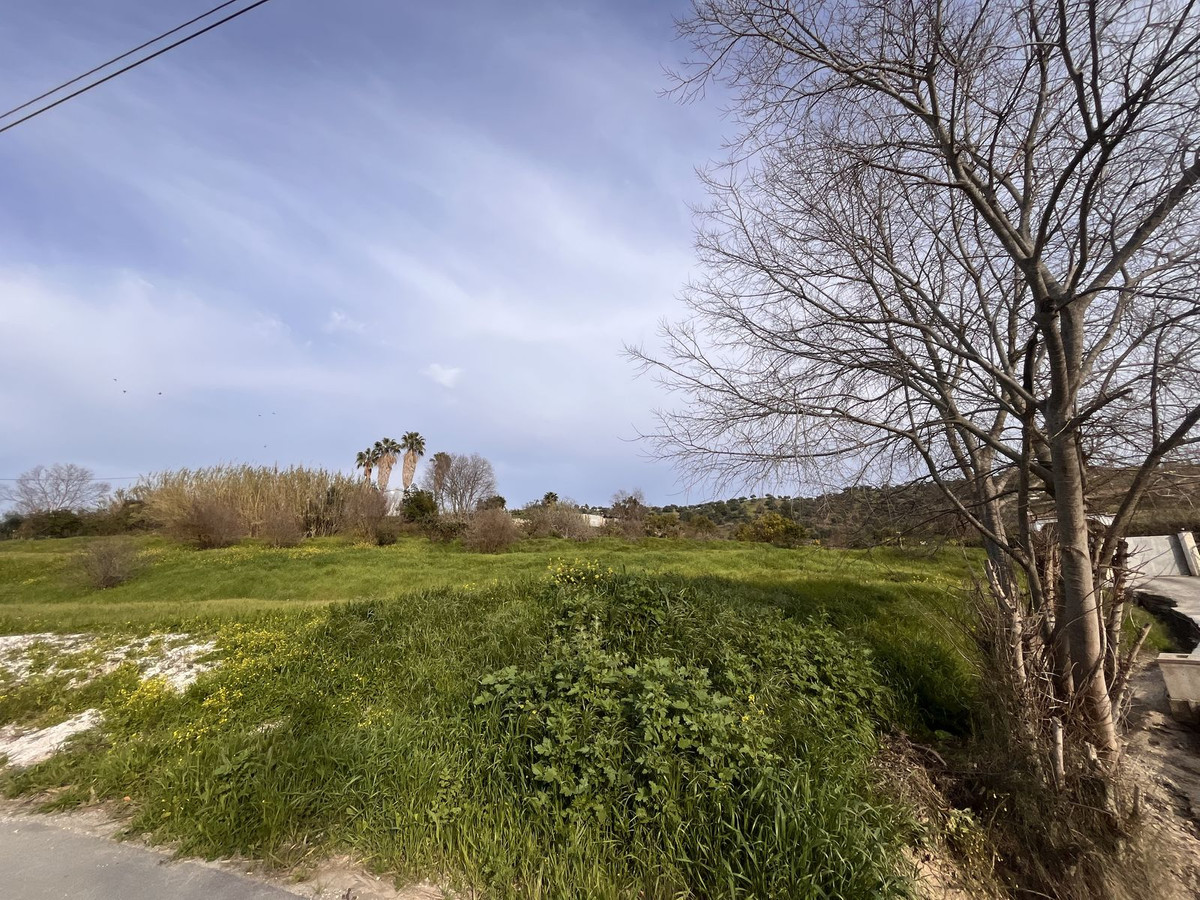 Se vende Terreno Rustico  en Costa Del Sol, Málaga, España