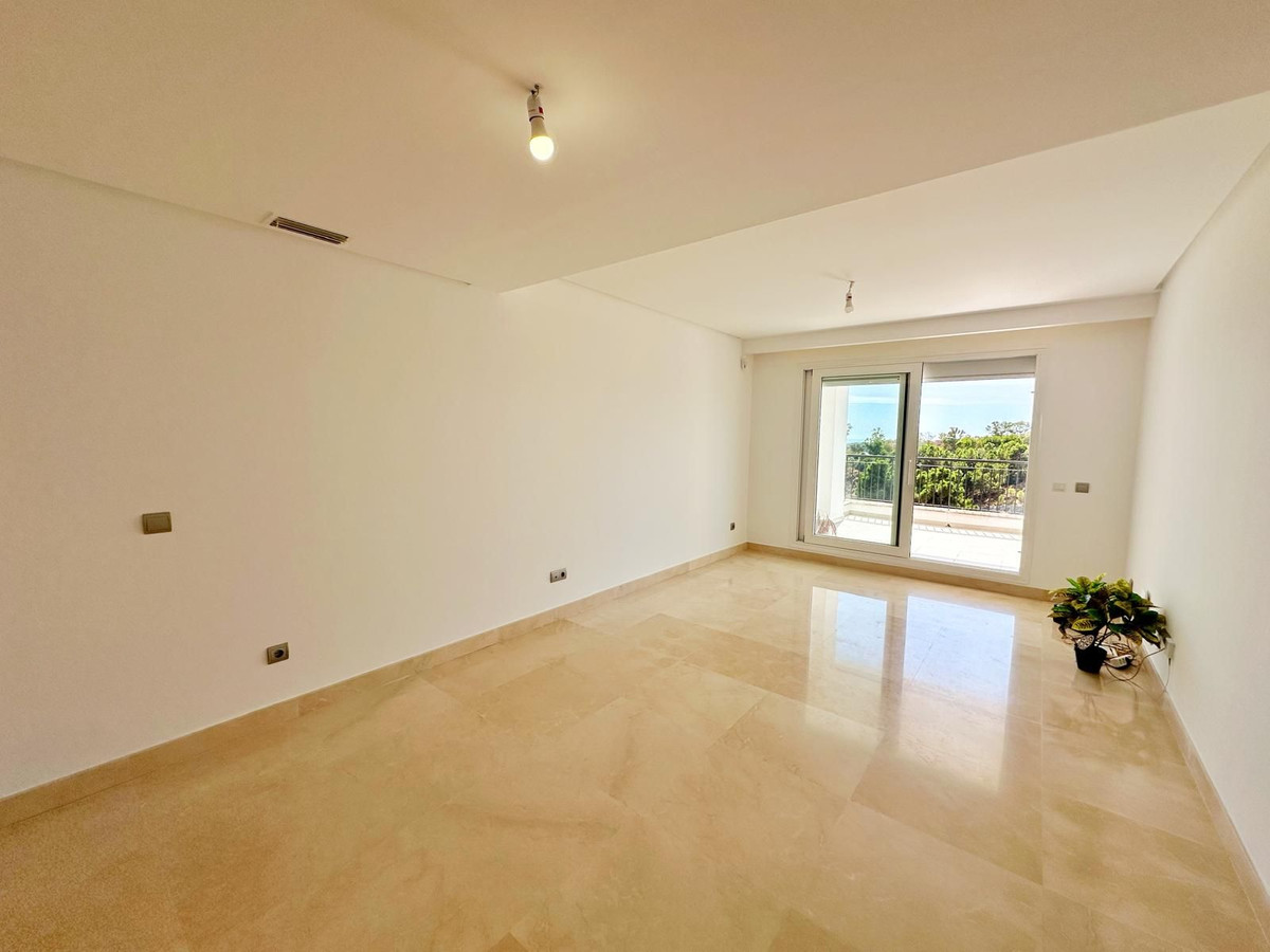 3 Bed Apartment for sale in Los Arqueros Costa Del Sol, Málaga, Spain