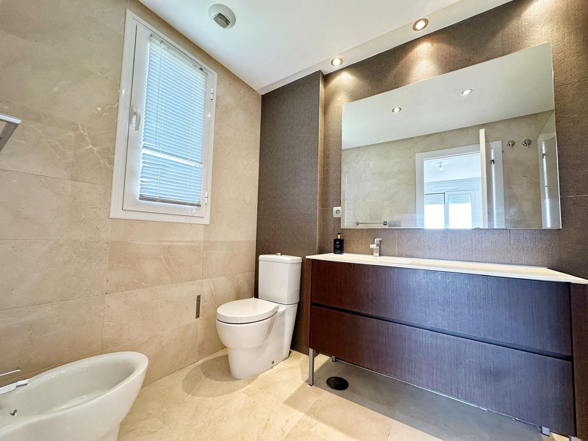 3 Bed Apartment for sale in Los Arqueros Costa Del Sol, Málaga, Spain