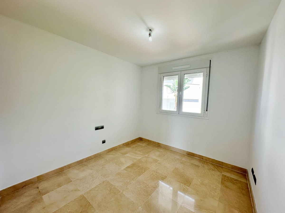 3 Bed Apartment for sale in Los Arqueros Costa Del Sol, Málaga, Spain