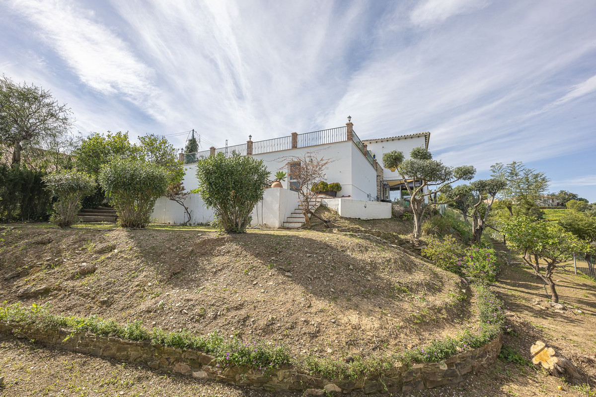 Se vende Villa - Chalet de 3 dormitorios en Costa Del Sol, Málaga, España