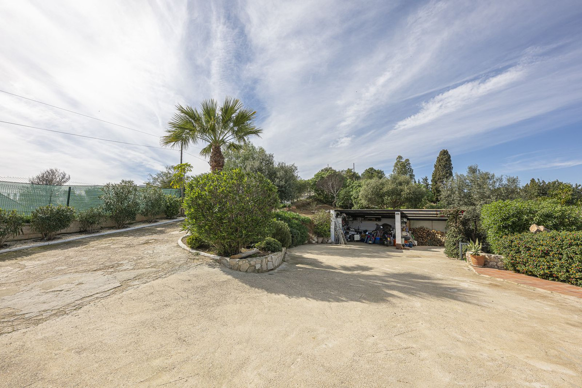 Se vende Villa - Chalet de 3 dormitorios en Costa Del Sol, Málaga, España
