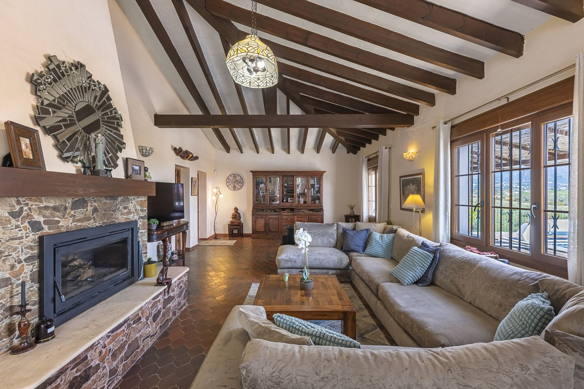 Se vende Villa - Chalet de 3 dormitorios en Costa Del Sol, Málaga, España