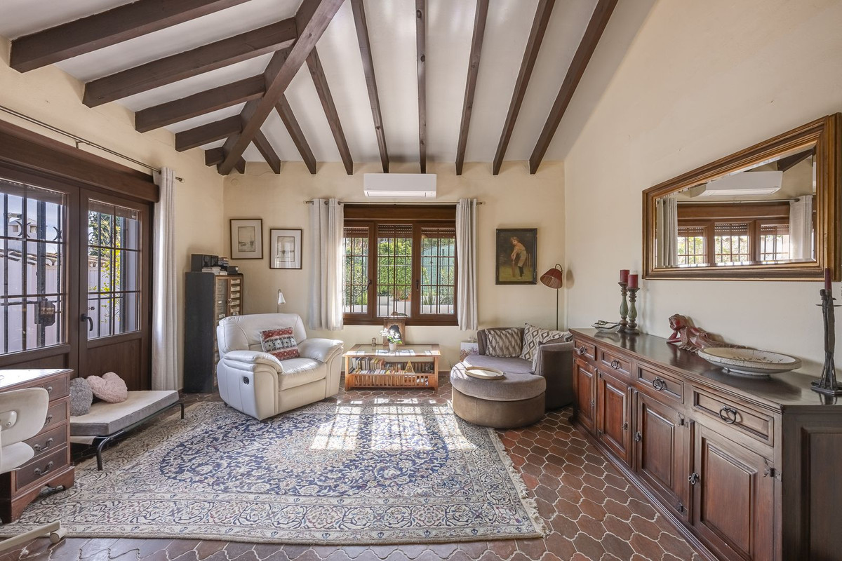 Se vende Villa - Chalet de 3 dormitorios en Costa Del Sol, Málaga, España