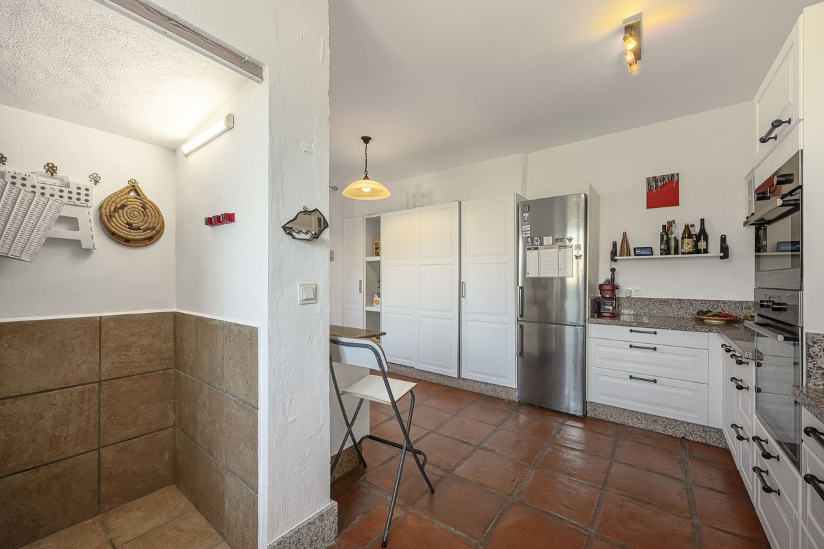 Se vende Villa - Chalet de 3 dormitorios en Costa Del Sol, Málaga, España